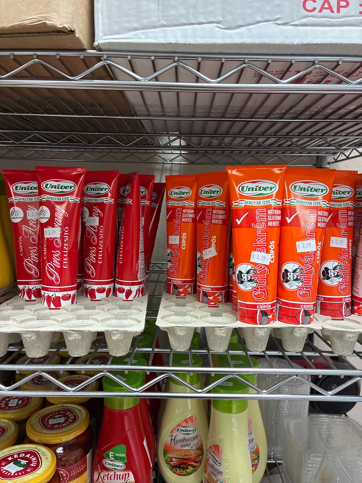 Authentic Univer Piros Arany Red Gold Hungarian Paprika Paste Sweat Hot 160g