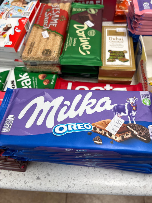Milka Oreo Chocolate Bar 100g