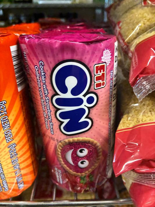 Cin Cookies with Strawberry Sauce - 325g